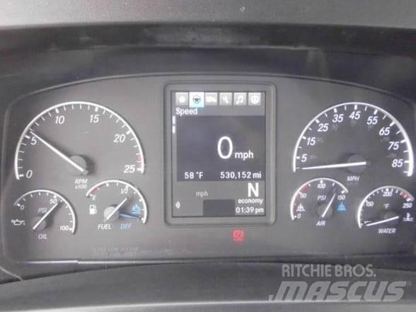 Freightliner CASCADIA 116 Trekkers