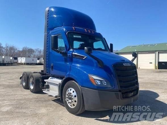 Freightliner CASCADIA 116 Trekkers