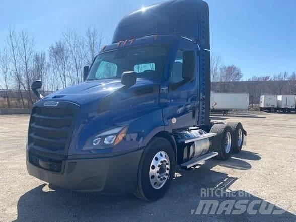 Freightliner CASCADIA 116 Trekkers