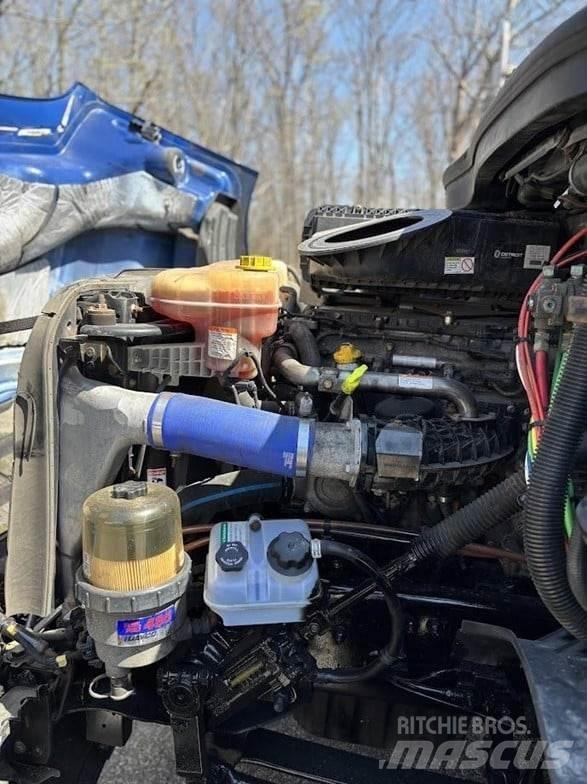 Freightliner CASCADIA 116 Trekkers
