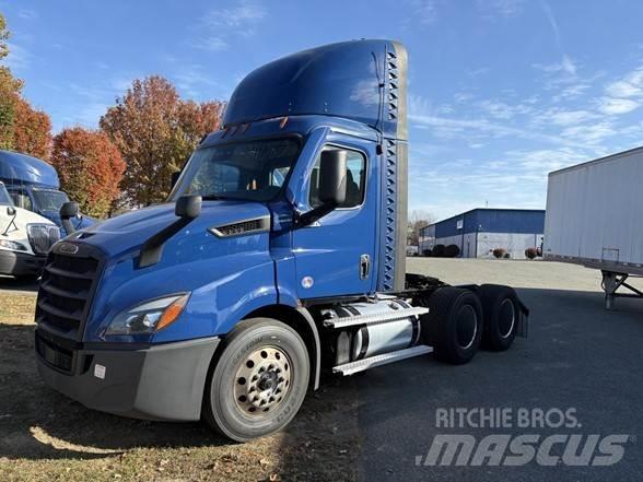 Freightliner CASCADIA 116 Trekkers