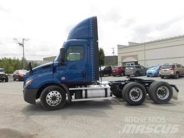 Freightliner CASCADIA 116 Trekkers