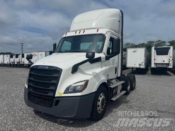 Freightliner CASCADIA 116 Trekkers