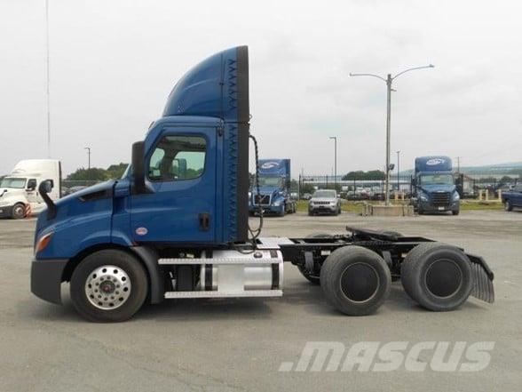 Freightliner CASCADIA 116 Trekkers