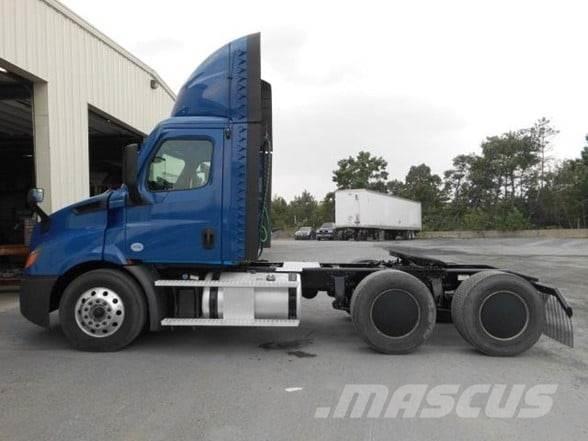 Freightliner CASCADIA 116 Trekkers