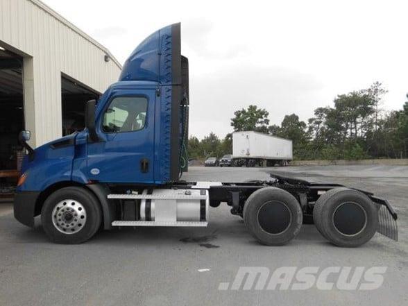 Freightliner CASCADIA 116 Trekkers