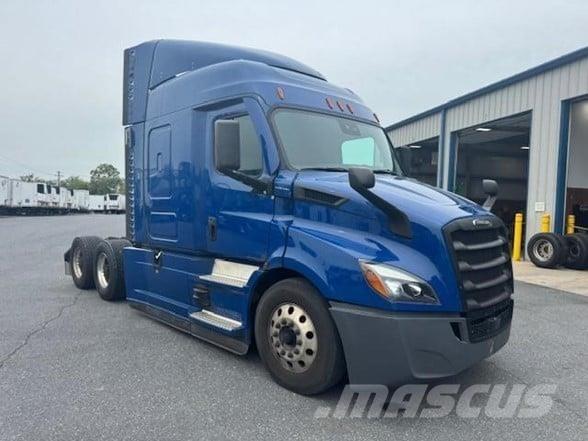 Freightliner CASCADIA 116 Trekkers