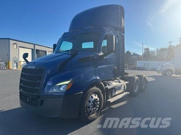 Freightliner CASCADIA 116 Trekkers
