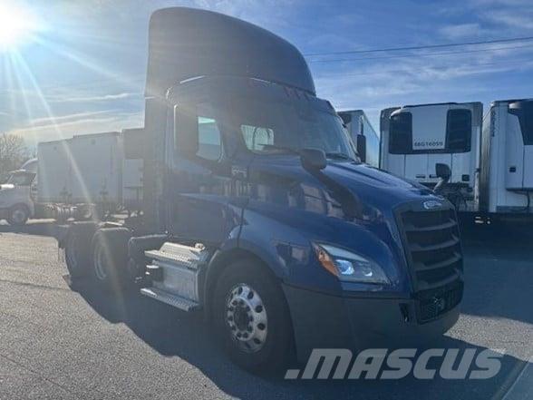 Freightliner CASCADIA 116 Trekkers