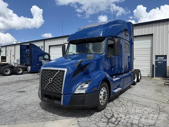 Volvo VNL64T860 Trekkers