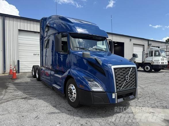 Volvo VNL64T860 Trekkers