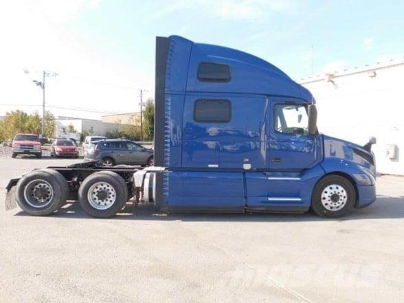 Volvo VNL64T860 Trekkers