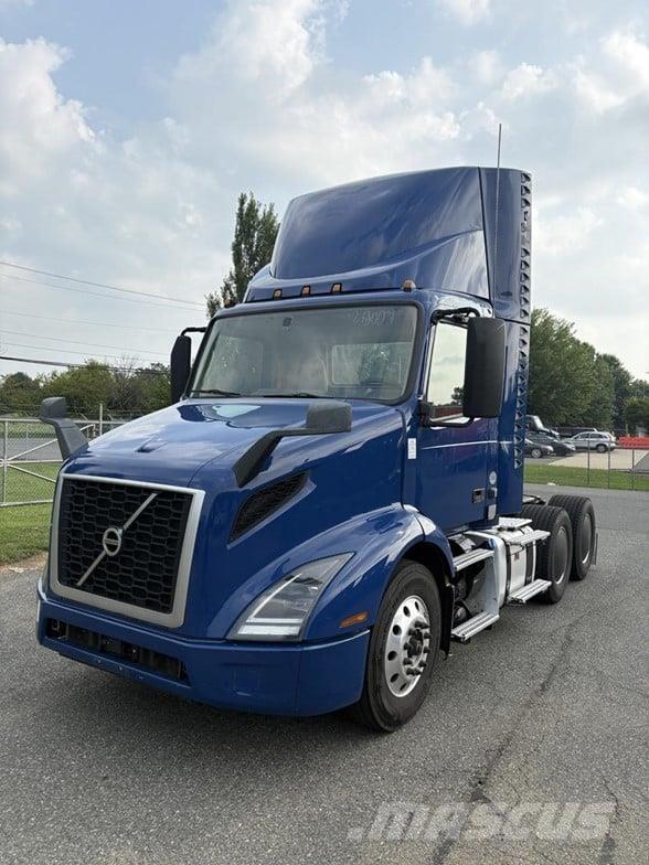 Volvo VNR64T300 Trekkers