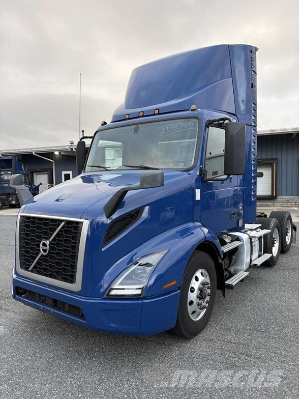 Volvo VNR64T300 Trekkers