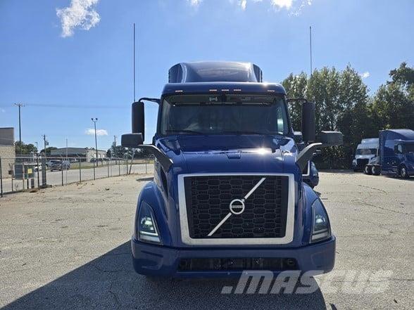 Volvo VNR64T640 Trekkers