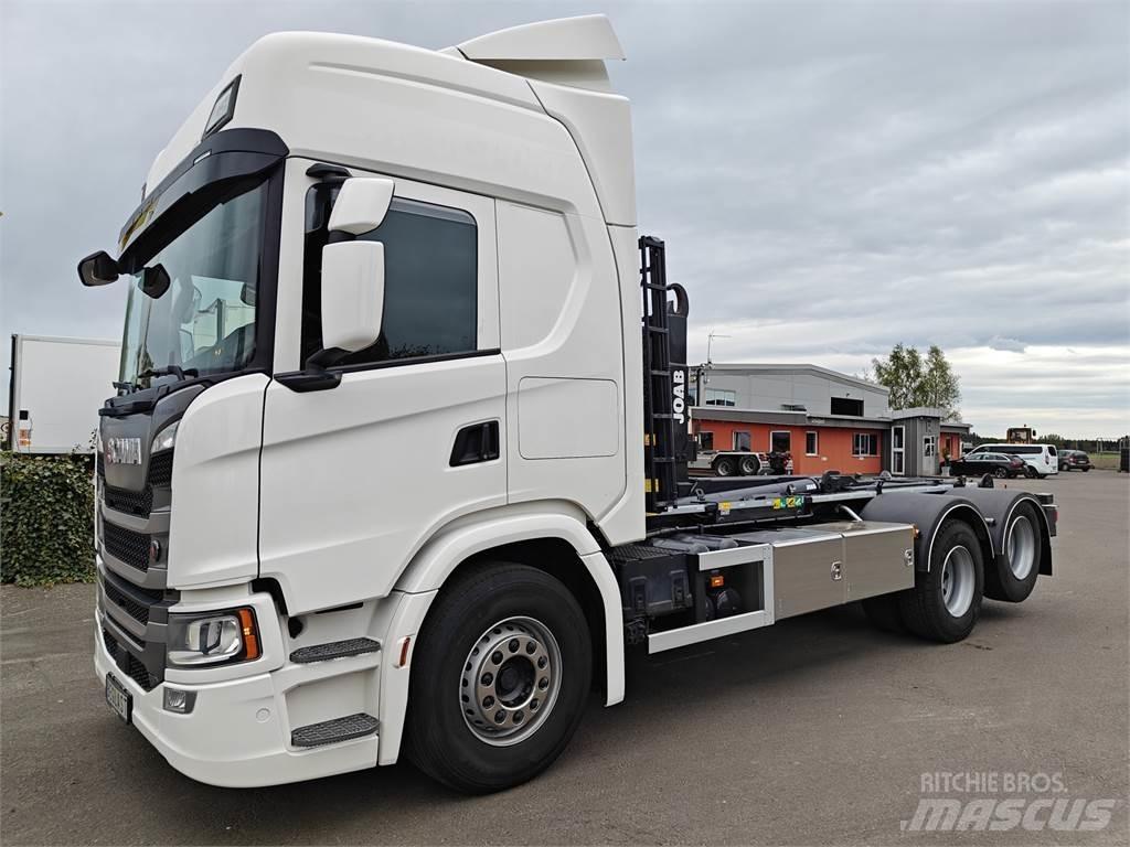 Scania G500 Vrachtwagen met containersysteem