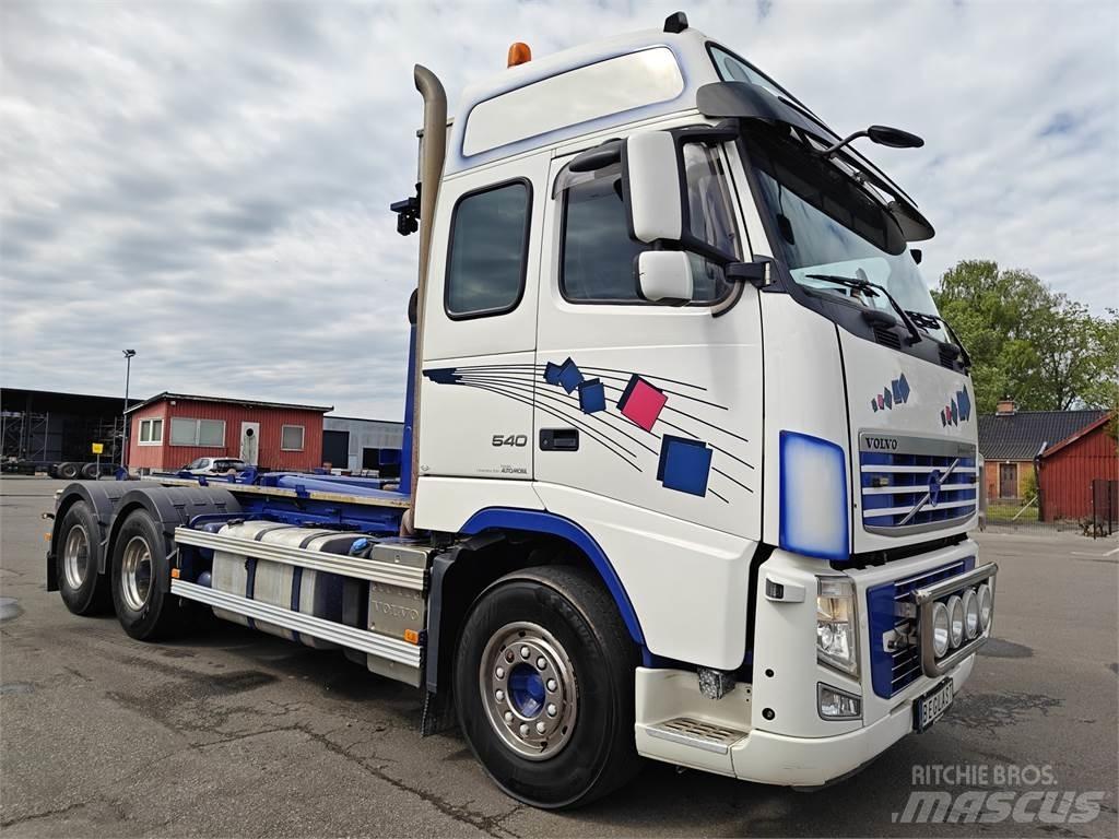 Volvo FH540 Vrachtwagen met containersysteem