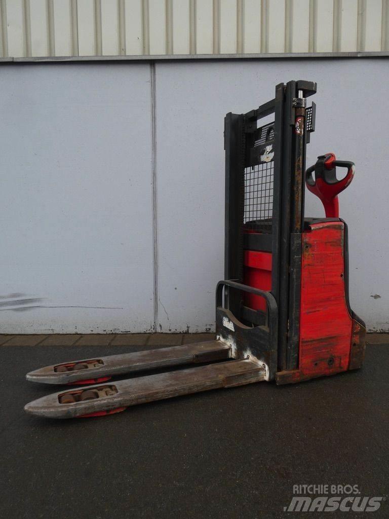 Linde D08-1160 Meeloop stapelaar