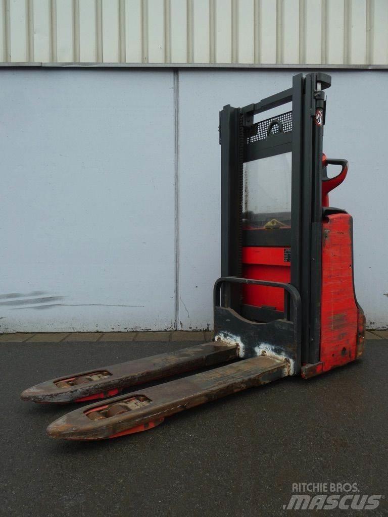 Linde D08-1160 Meeloop stapelaar