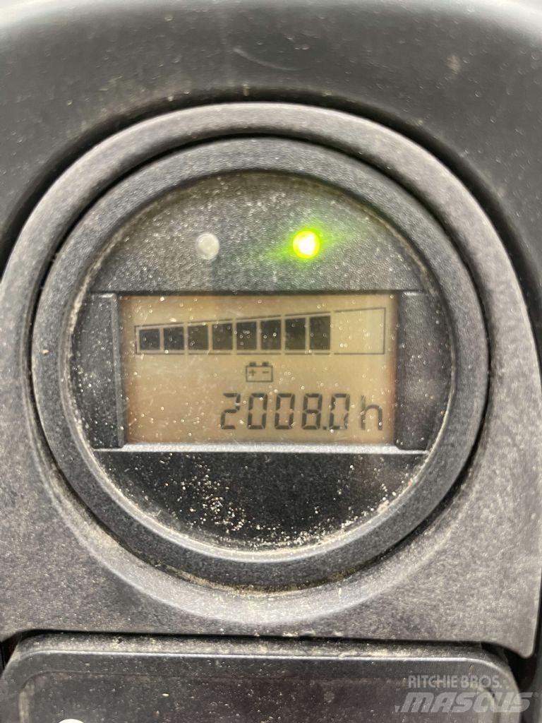 Linde D08-1160 Meeloop stapelaar