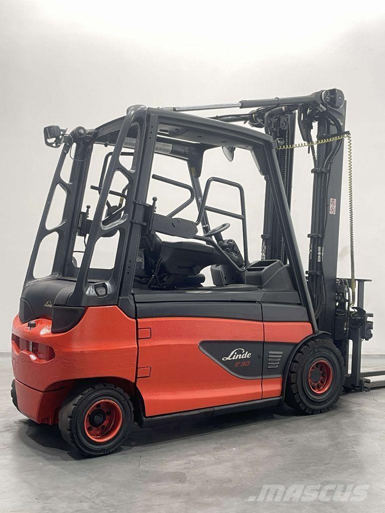 Linde E30L-01-387 Elektrische heftrucks