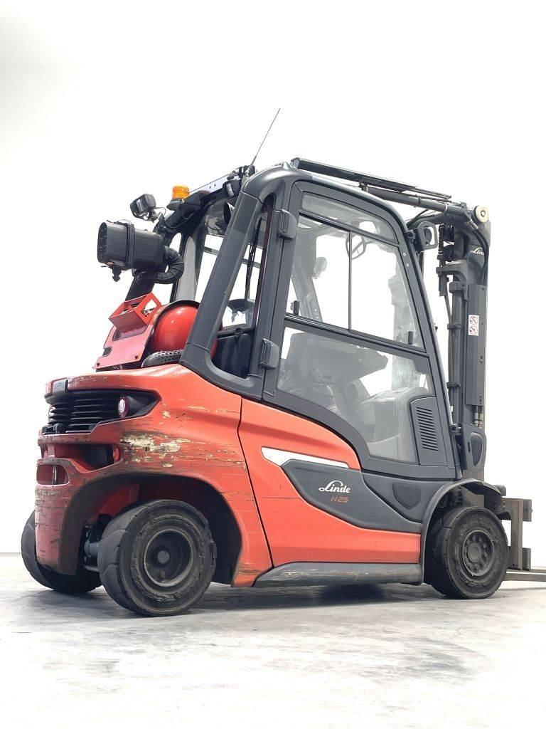 Linde H25T-01 LPG heftrucks