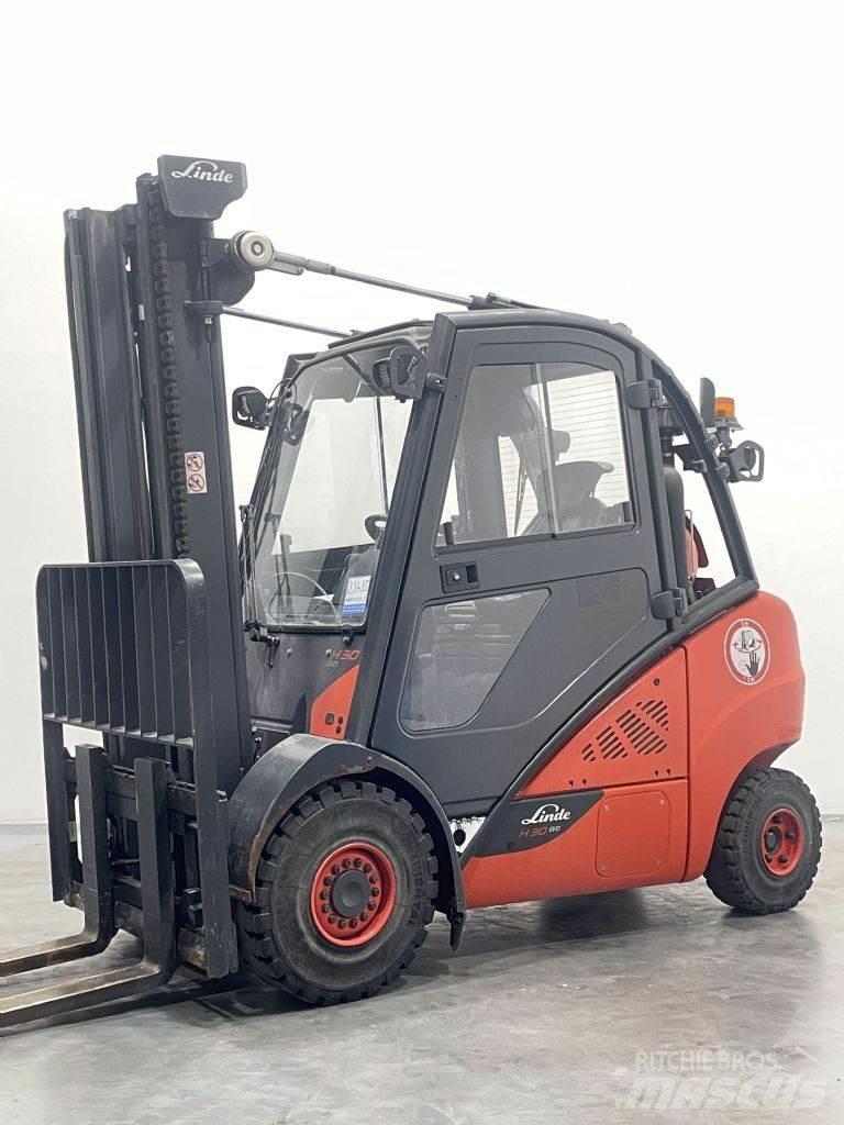 Linde H30T-02-393 LPG heftrucks
