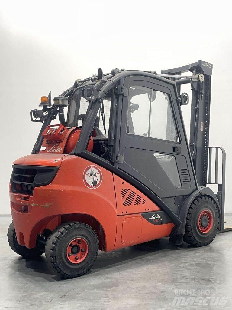 Linde H30T-02-393 LPG heftrucks