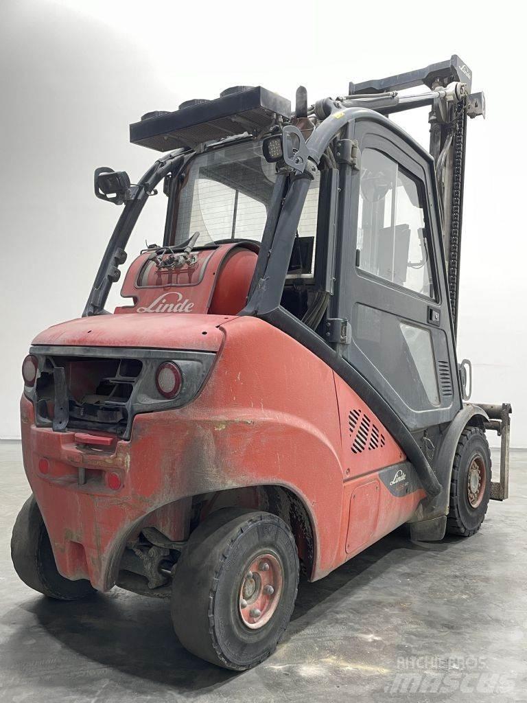 Linde H35T-02-393 LPG heftrucks