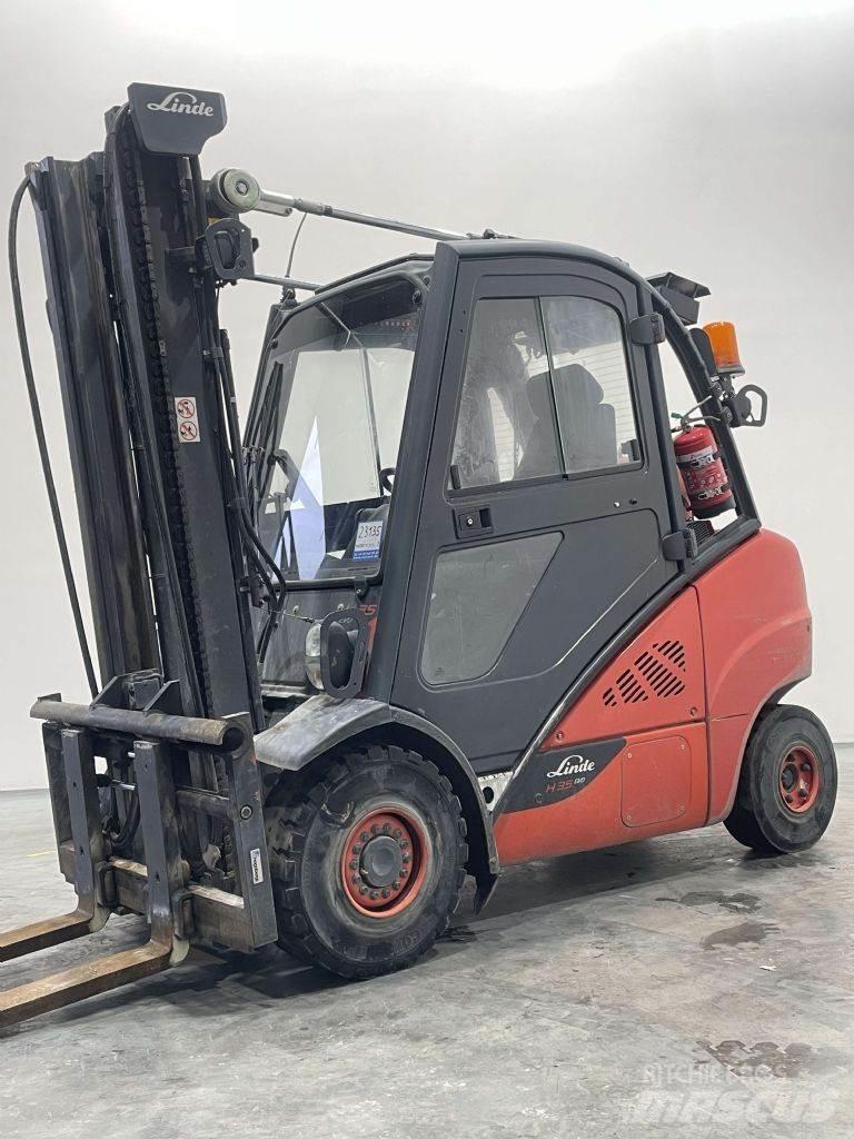 Linde H35T-02-393 LPG heftrucks