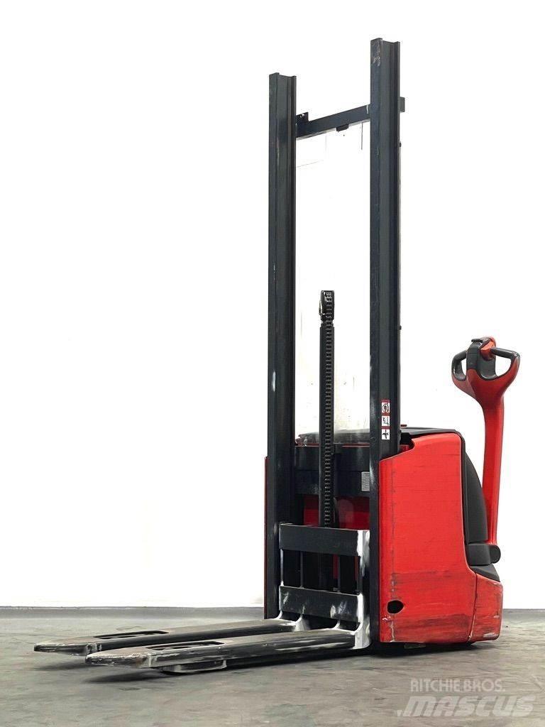 Linde L12i-1172 Meeloop stapelaar