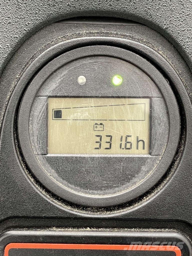 Linde L12i-1172 Meeloop stapelaar