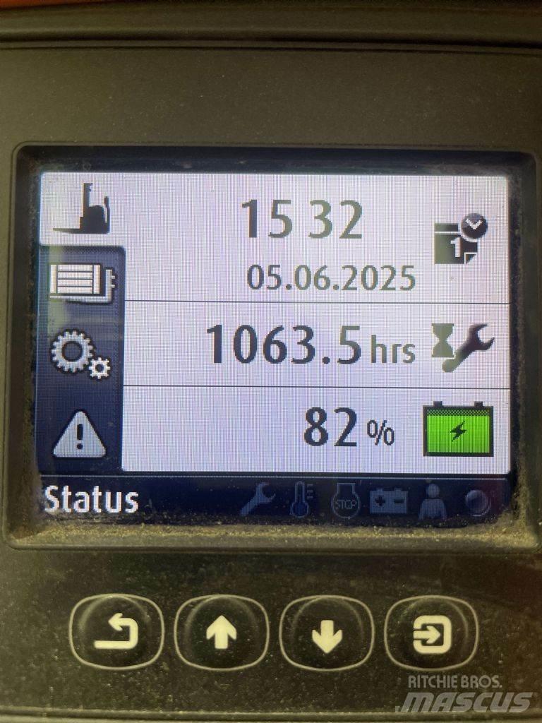 Linde L14-Li-Ion-1173 Meeloop stapelaar