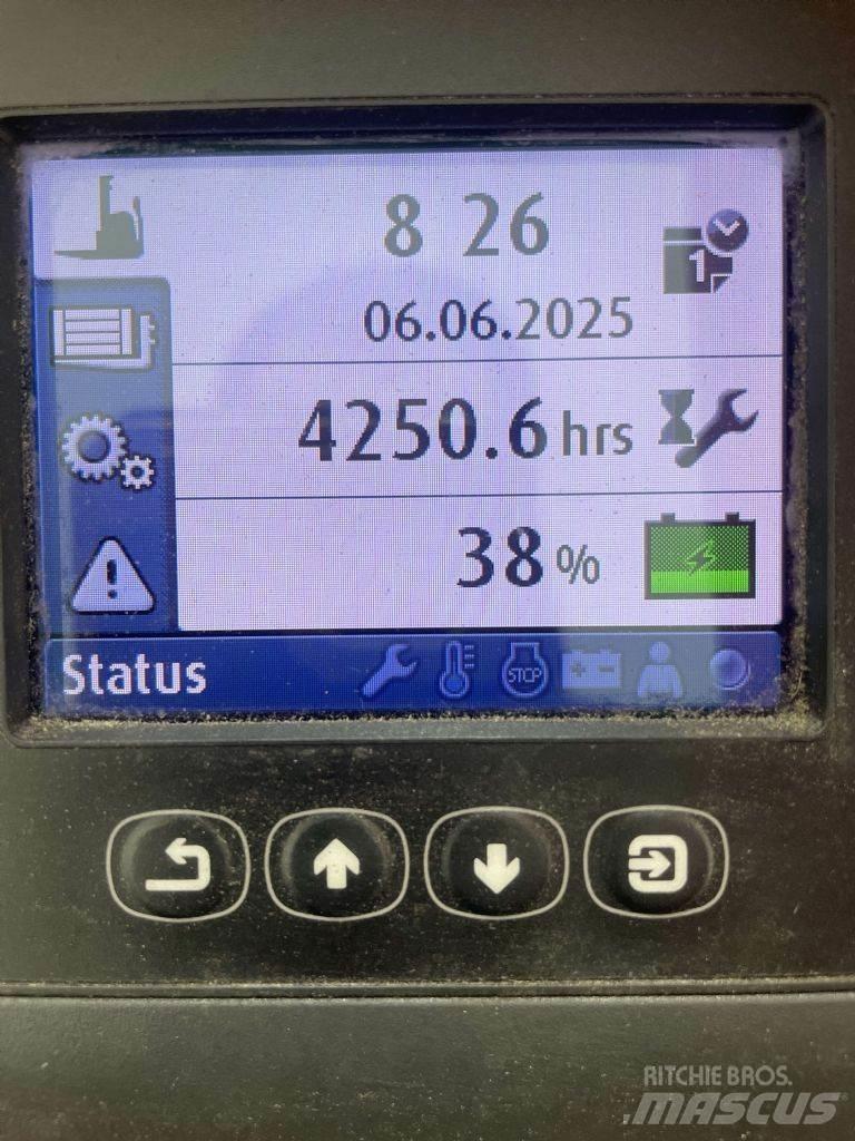 Linde L14-Li-Ion-1173 Meeloop stapelaar