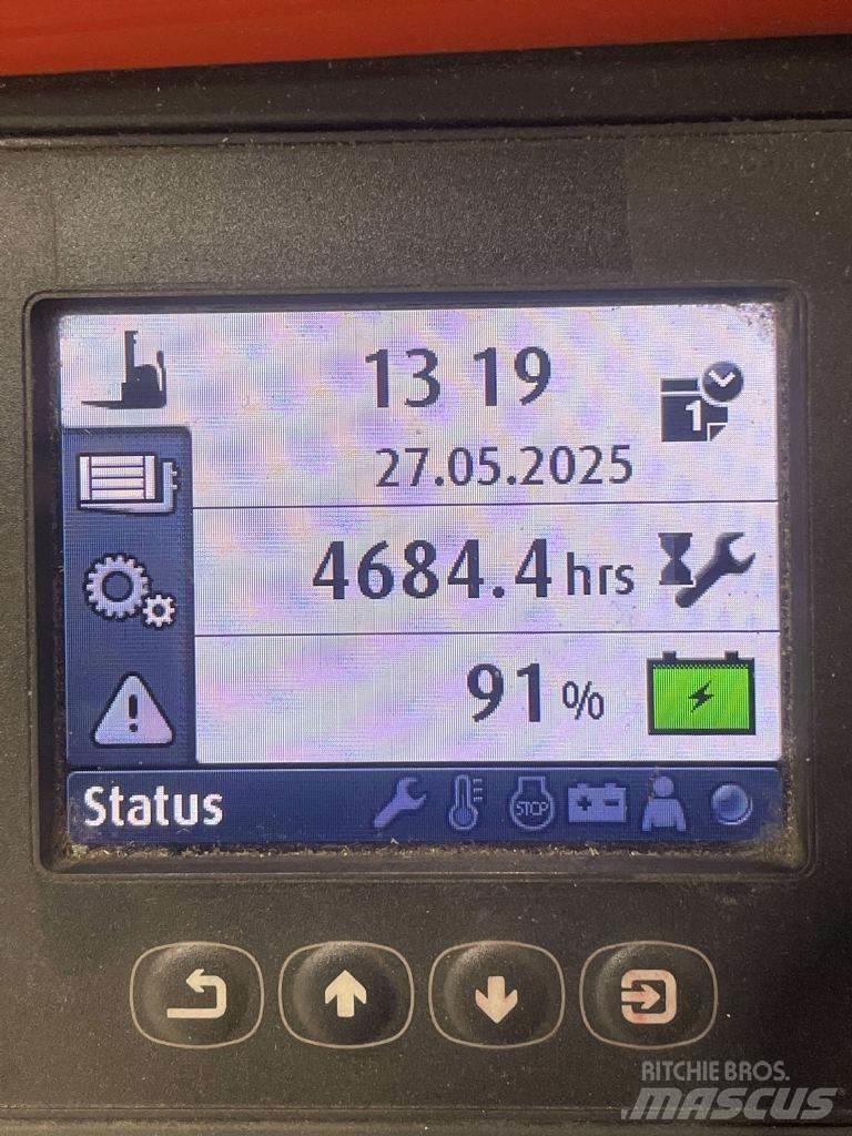 Linde L14AP-1173 Meeloop stapelaar