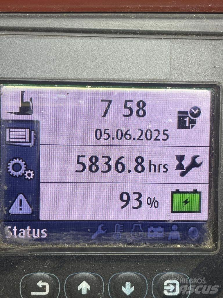 Linde L14AP-1173 Meeloop stapelaar