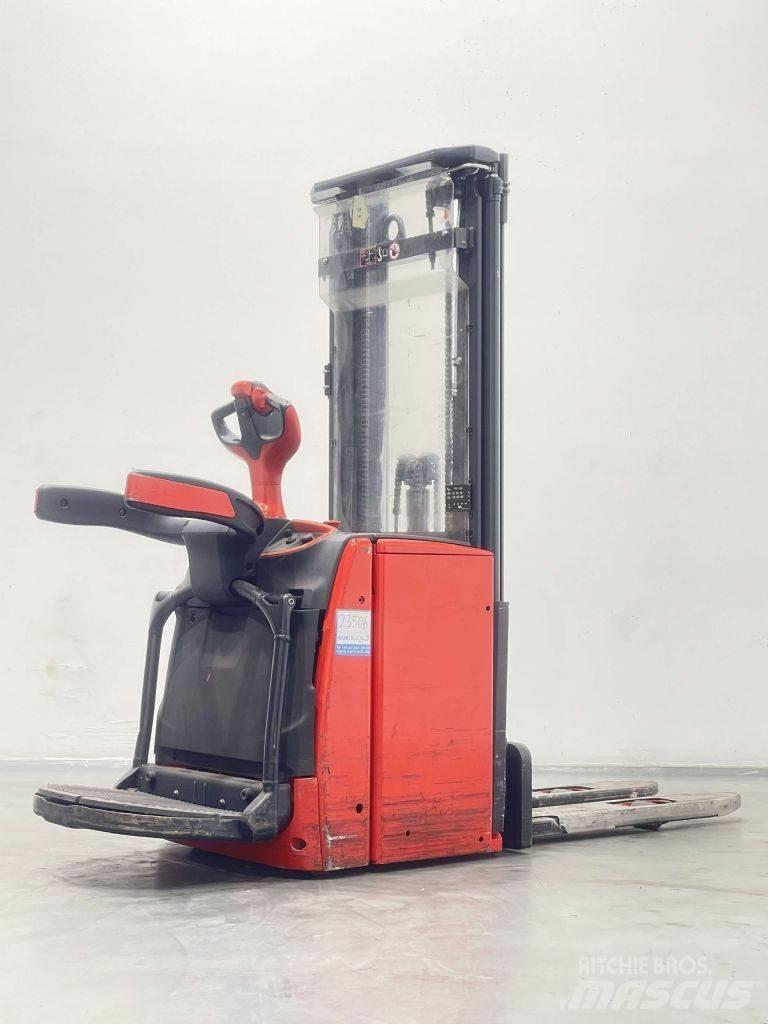 Linde L14AP-1173 Meeloop stapelaar