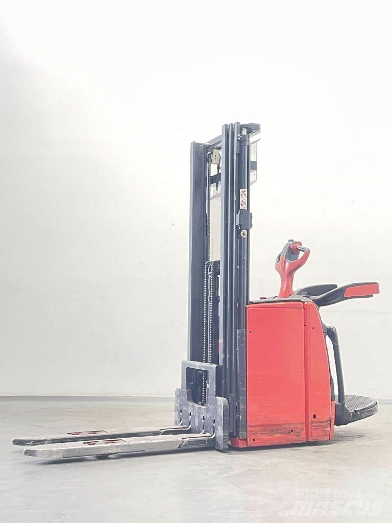 Linde L14AP-1173 Meeloop stapelaar