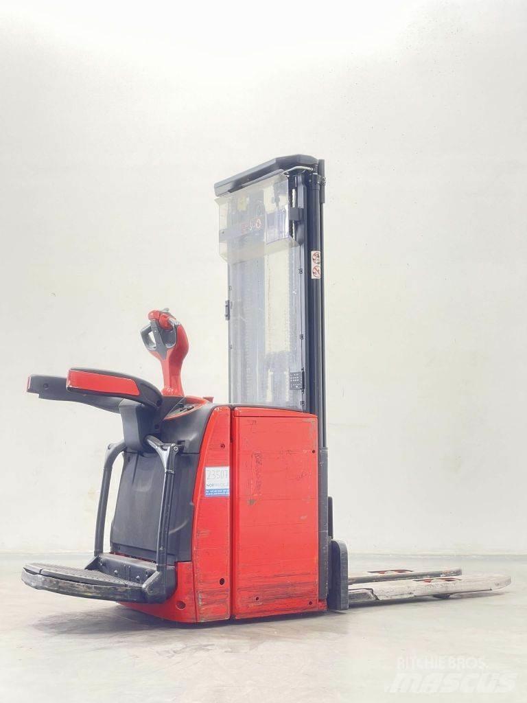 Linde L14AP-1173 Meeloop stapelaar