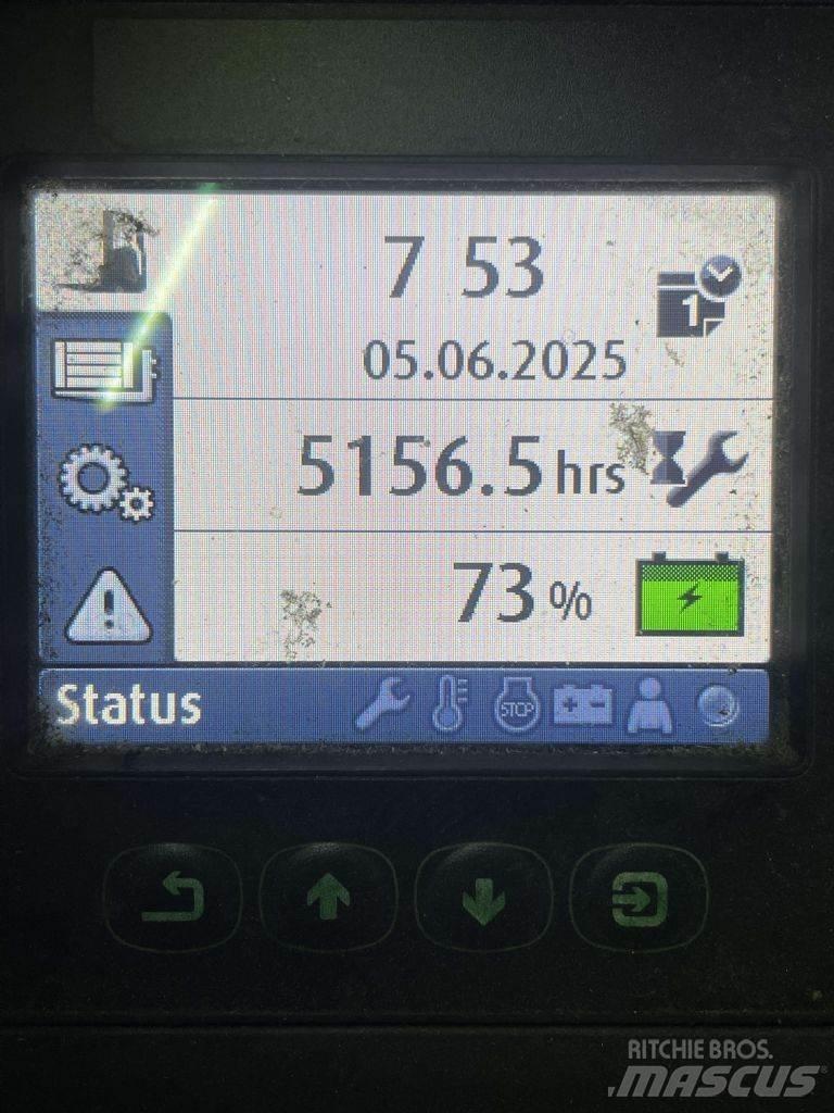 Linde L14AP-1173 Meeloop stapelaar
