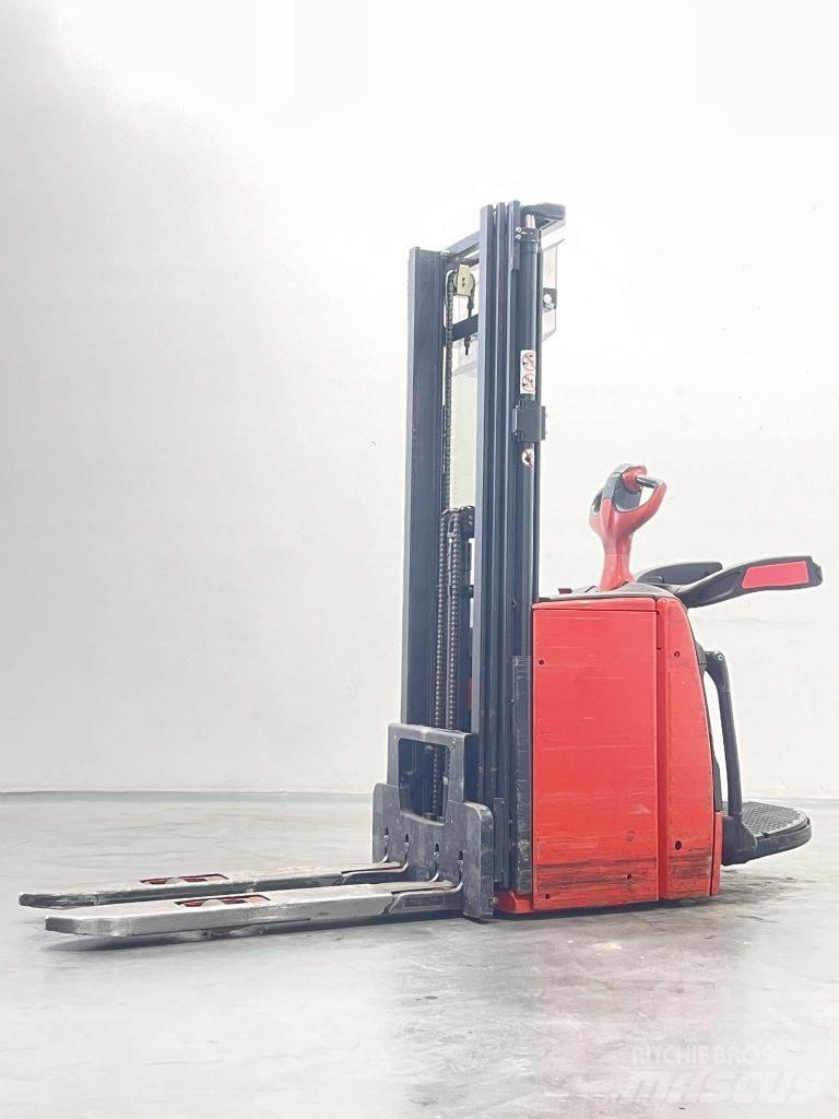 Linde L14AP-1173 Meeloop stapelaar