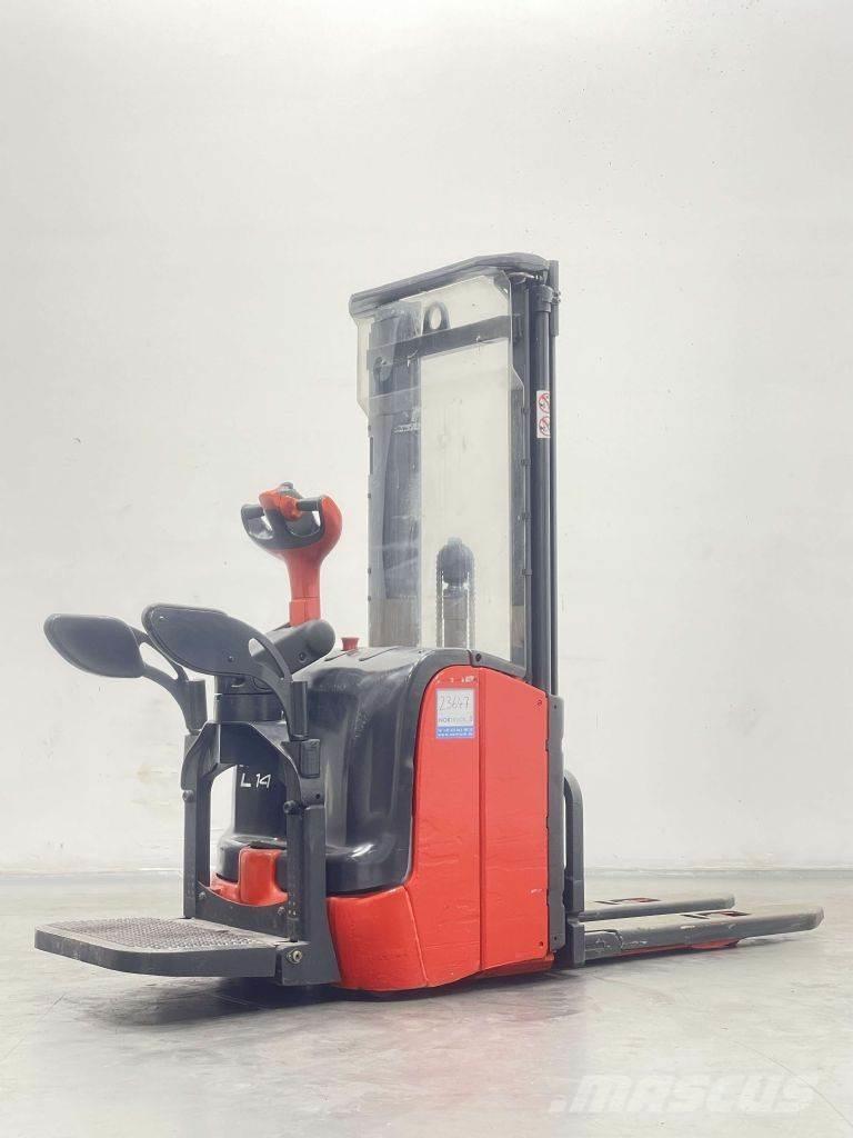 Linde L14AP-372 Meeloop stapelaar