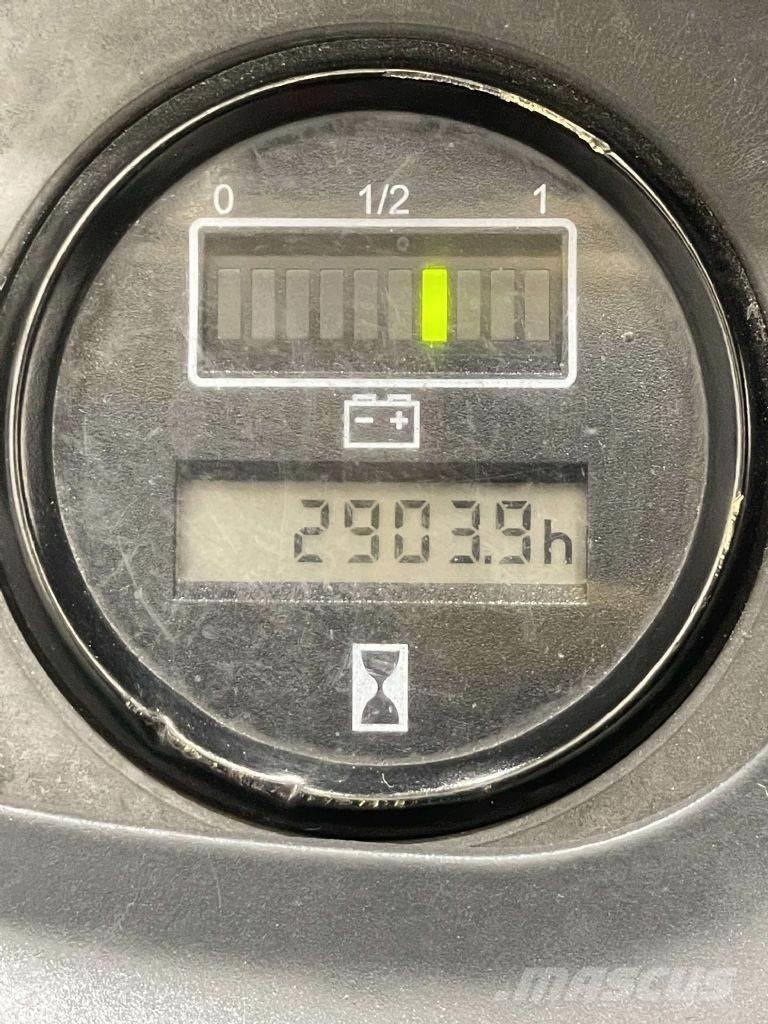 Linde L14AP-372 Meeloop stapelaar