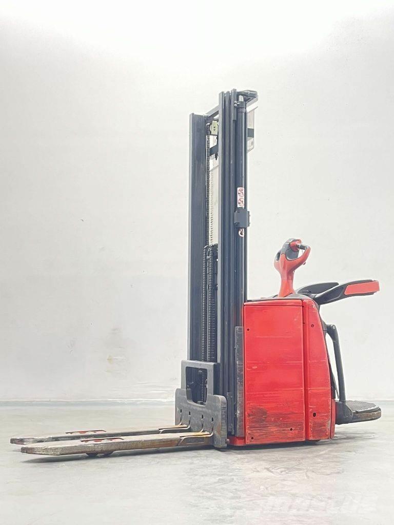 Linde L16AP-1173 Meeloop stapelaar
