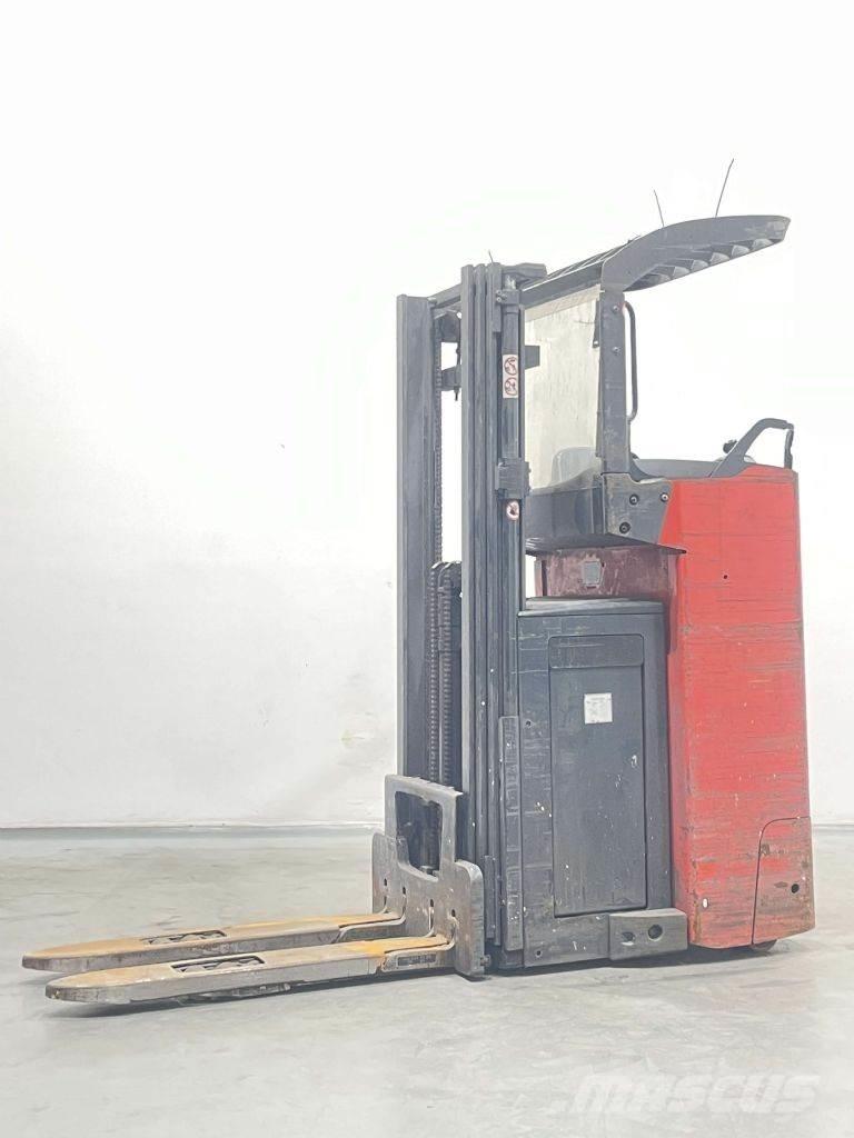 Linde L16RW-1174 Zelfrijdende stapelaars