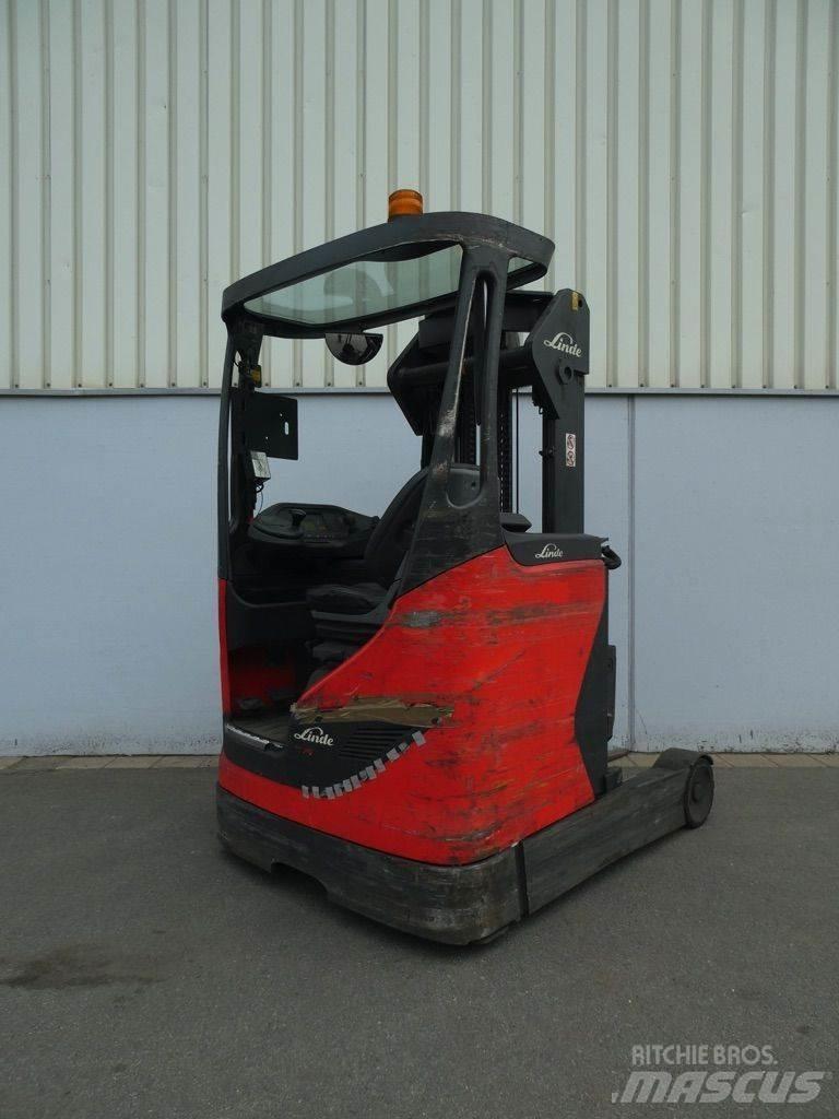 Linde R14-1120 Reachtruck voor hoog niveau