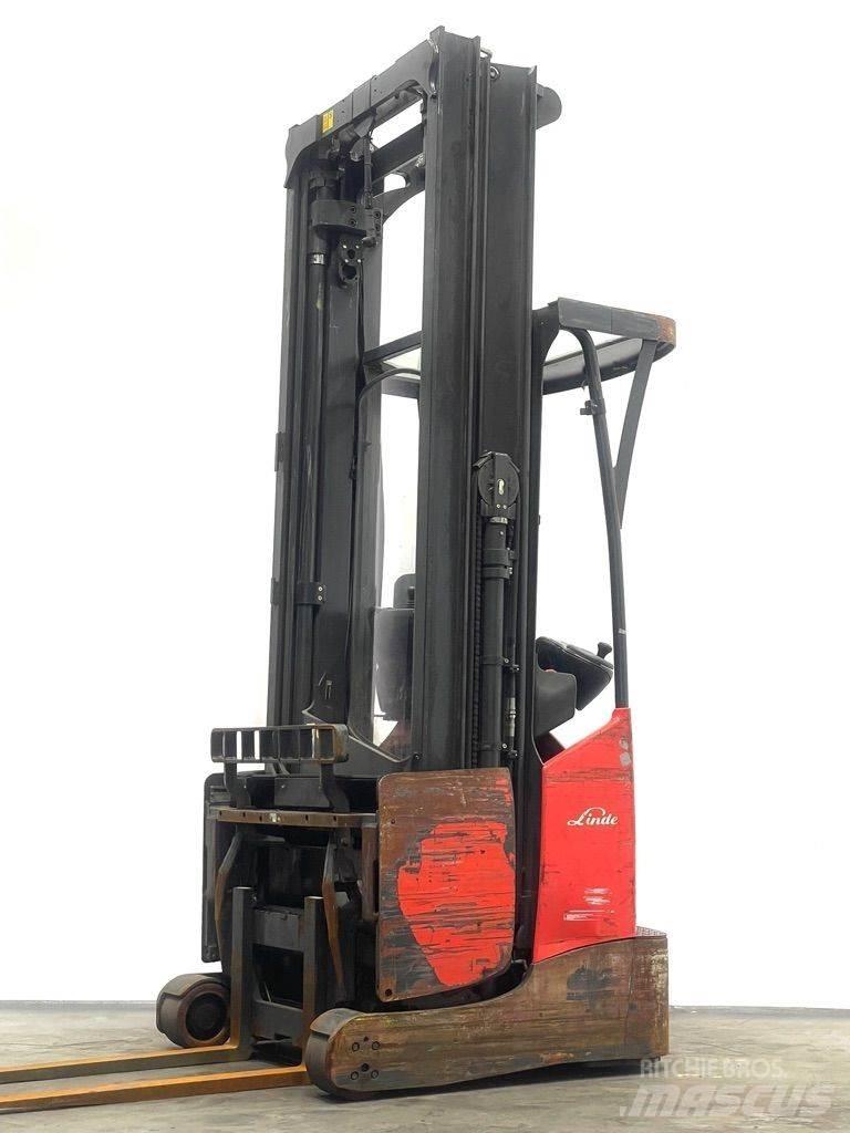 Linde R14X-116 Reachtruck voor hoog niveau