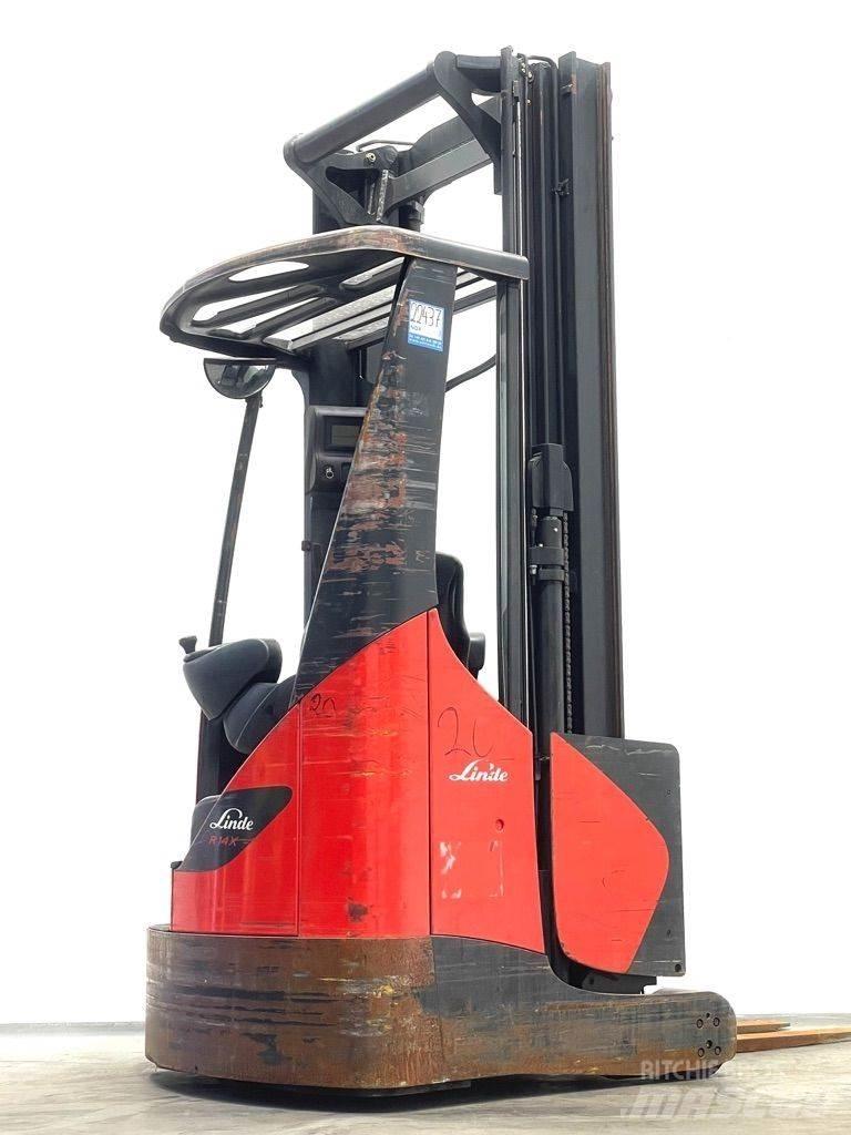 Linde R14X-116 Reachtruck voor hoog niveau