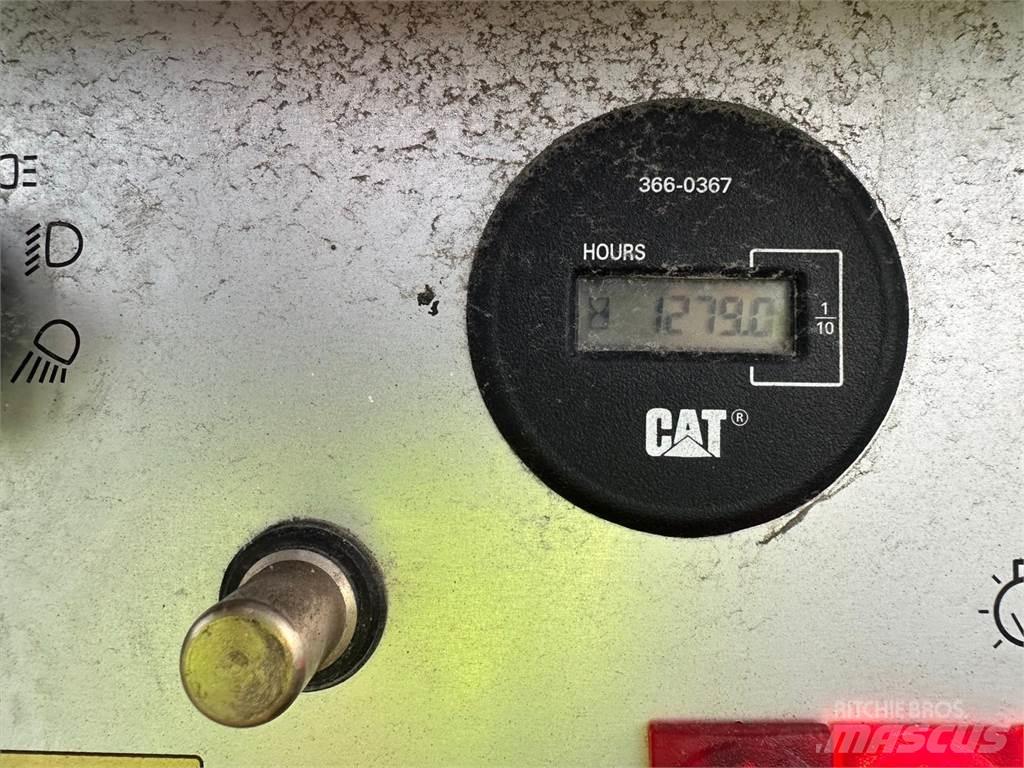 CAT AP255 Paver Asfaltafwerkmachines
