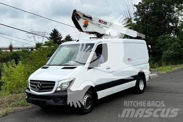 Skyvan UVN35A Auto hoogwerkers